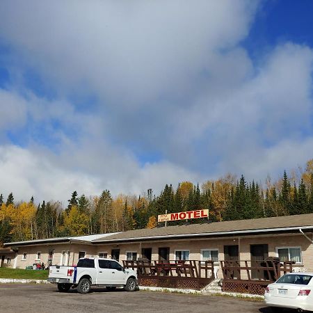 Pinecrest Motel Nipigon エクステリア 写真