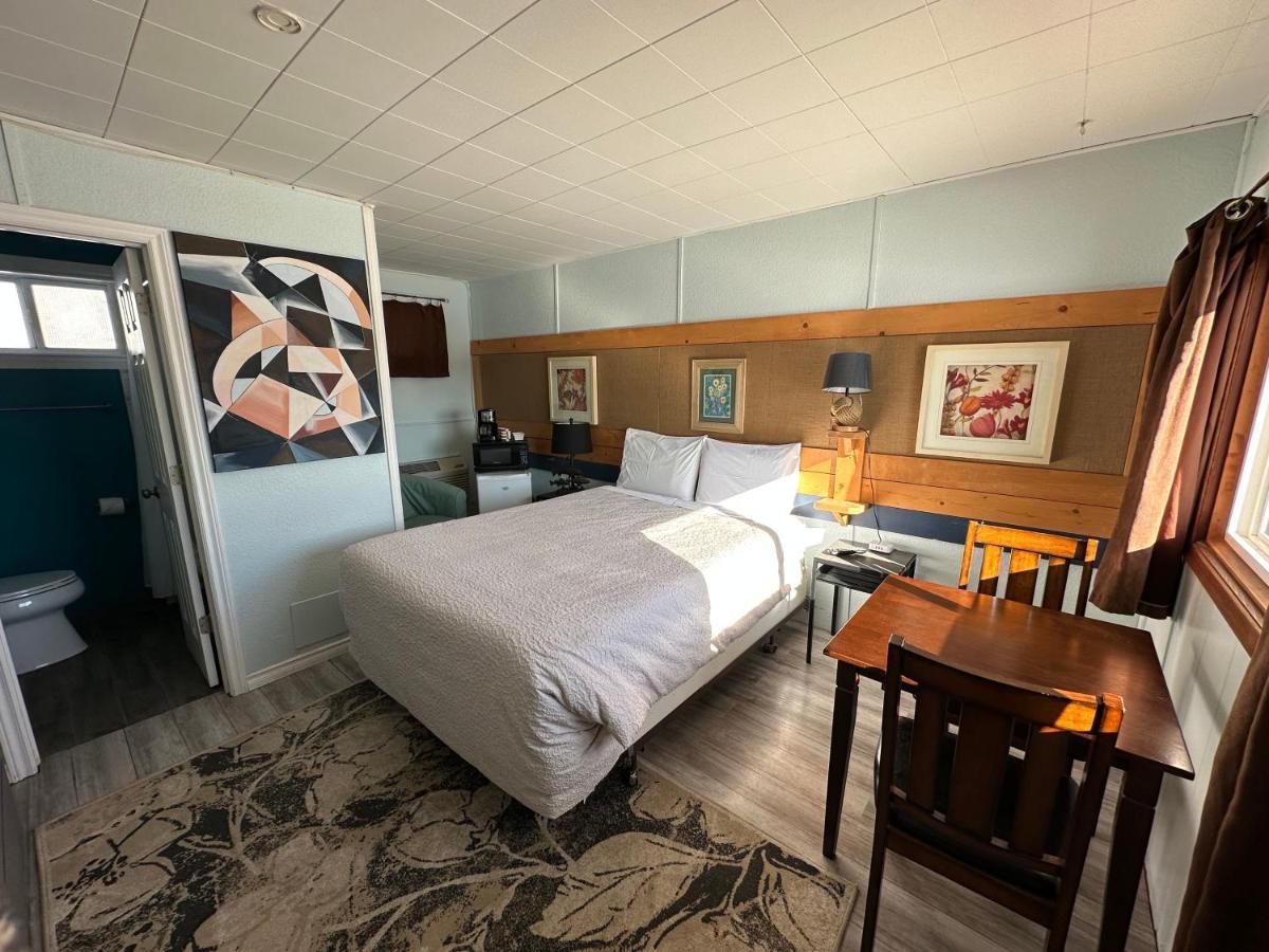Pinecrest Motel Nipigon エクステリア 写真